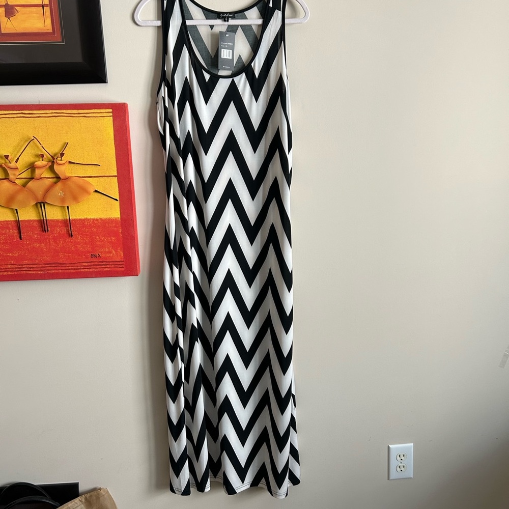 Just Love Black and White Chevron Maxi Dress